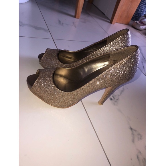 Sparkly heels - Picture 1 of 7